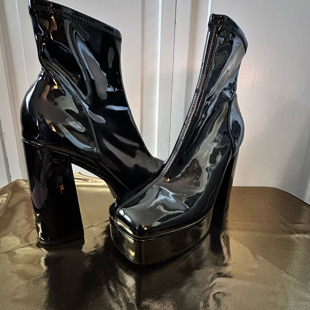 Steve Madden Platform Heels